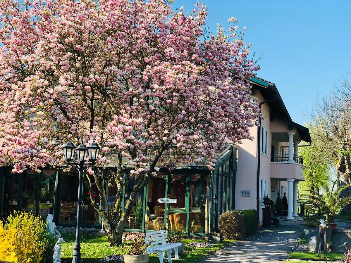 Hotel Landhaus Riedl Bad Füssing